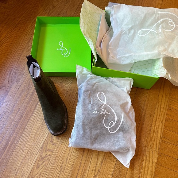 Olive Green Suede Chelsea Boots for Women - Picture 6 of 8